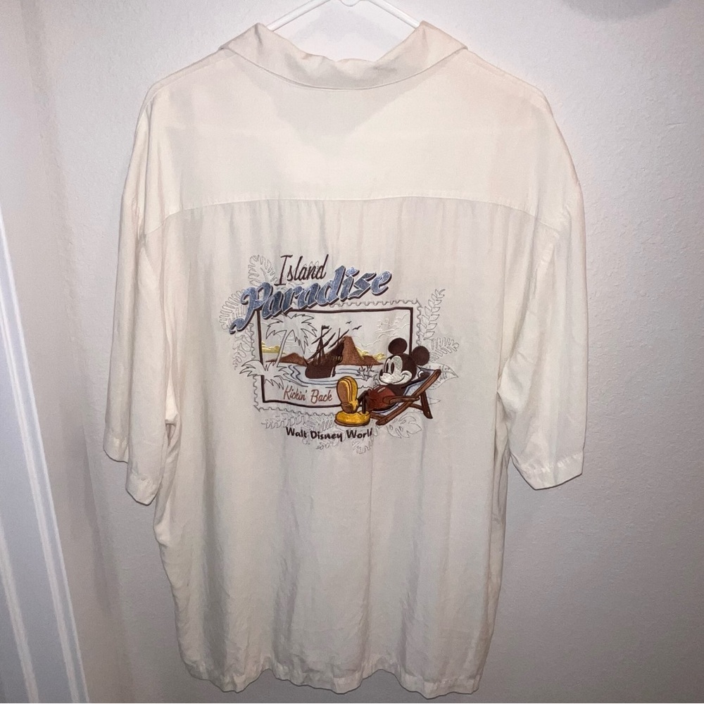EUC Disney Mickey Mouse Men's Embroidered Casual Button Down Shirt Cream Large